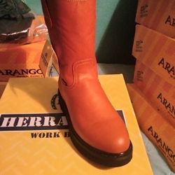 Brand new work boots not steel toe/nueva botas de trabajo sin casquillo