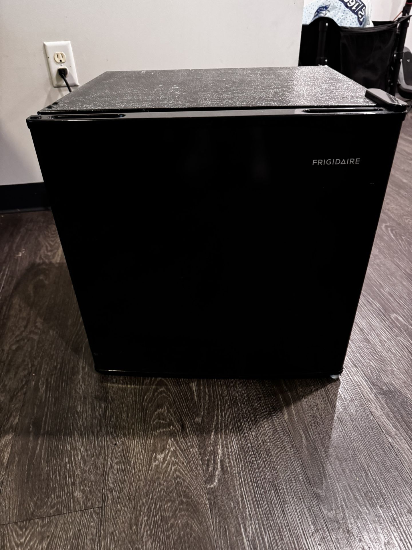 Frigidaire 1.6-Cu.Ft. Mini Fridge