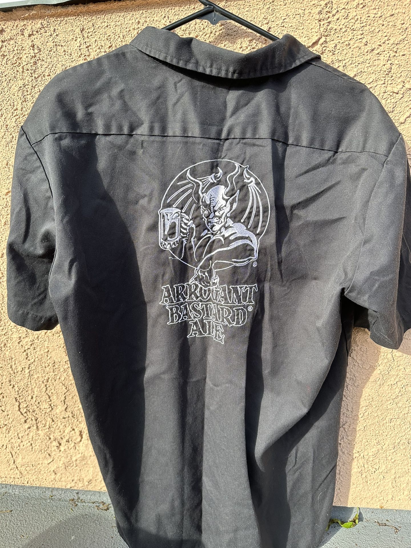 Men’s Dickies Arrogant Bastard Shirt-L