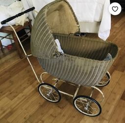 Antique Wicker Baby Buggy