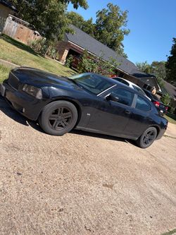 Dodge Charger 08 Black Sedan