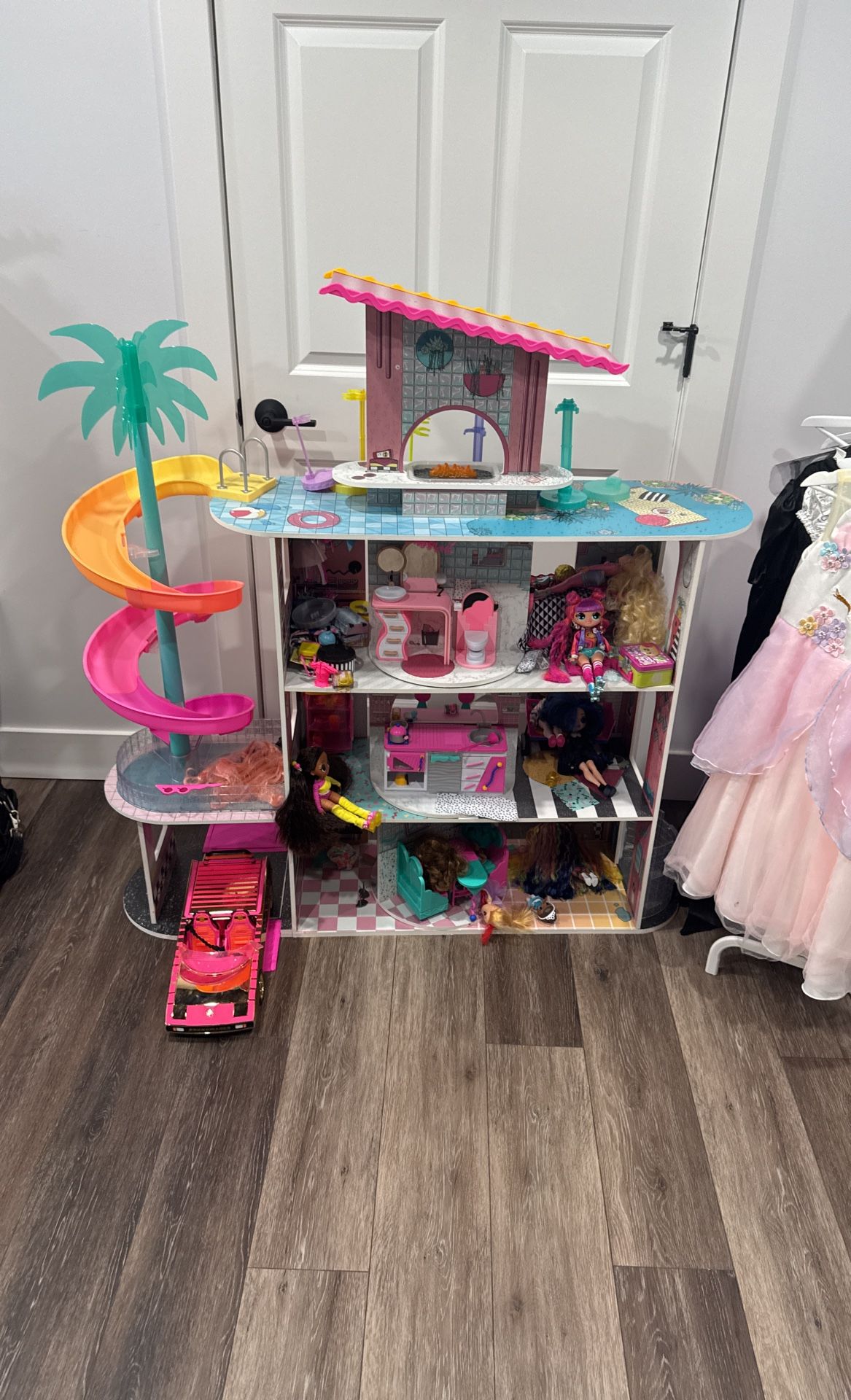 Bratz Doll House