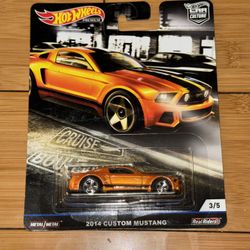 Hot Wheels Cruise Boulevard 2014 Custom Ford Mustang 