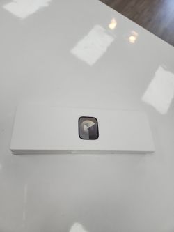 Apple Watch Series 9 GPS - 1 year warranty