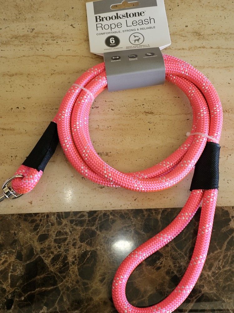 Hot Pink Brookstone Rope Leash, Small/ Medium Dogs