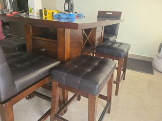 mesa de comedor clasica