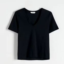 Reserved Oversized Solid Black Color V Neck Tee T Shirt  Top Women's SIze M Medium 