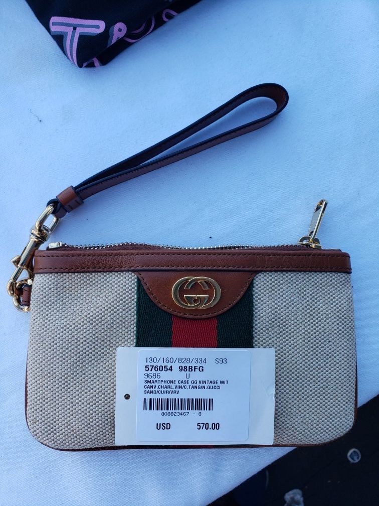 Gucci wallet 100% AUTHENTIC