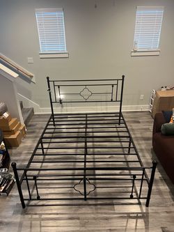 Metal bed frame queen size