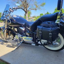 2001 Yamaha Vstar  1100 Classic 
