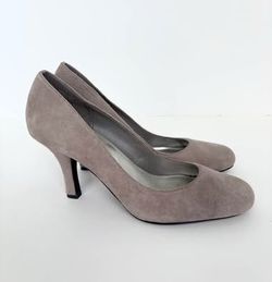 Womens Size 6 Warm Grey/Taupe Suede Leather High Heel Pumps