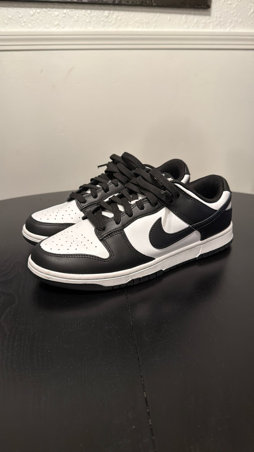 Men’s Nike Panda Dunk Size 10.5