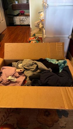 Box of girl toddler clothes