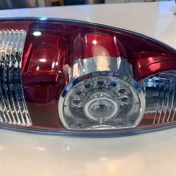 Toyota Tacoma 09-15 Left Side Tail Light Assembly - Regular TYC 11-6306-00