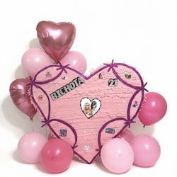 Karol G Singer Piñata 