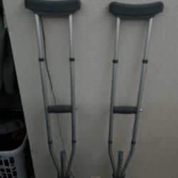 Crutches 