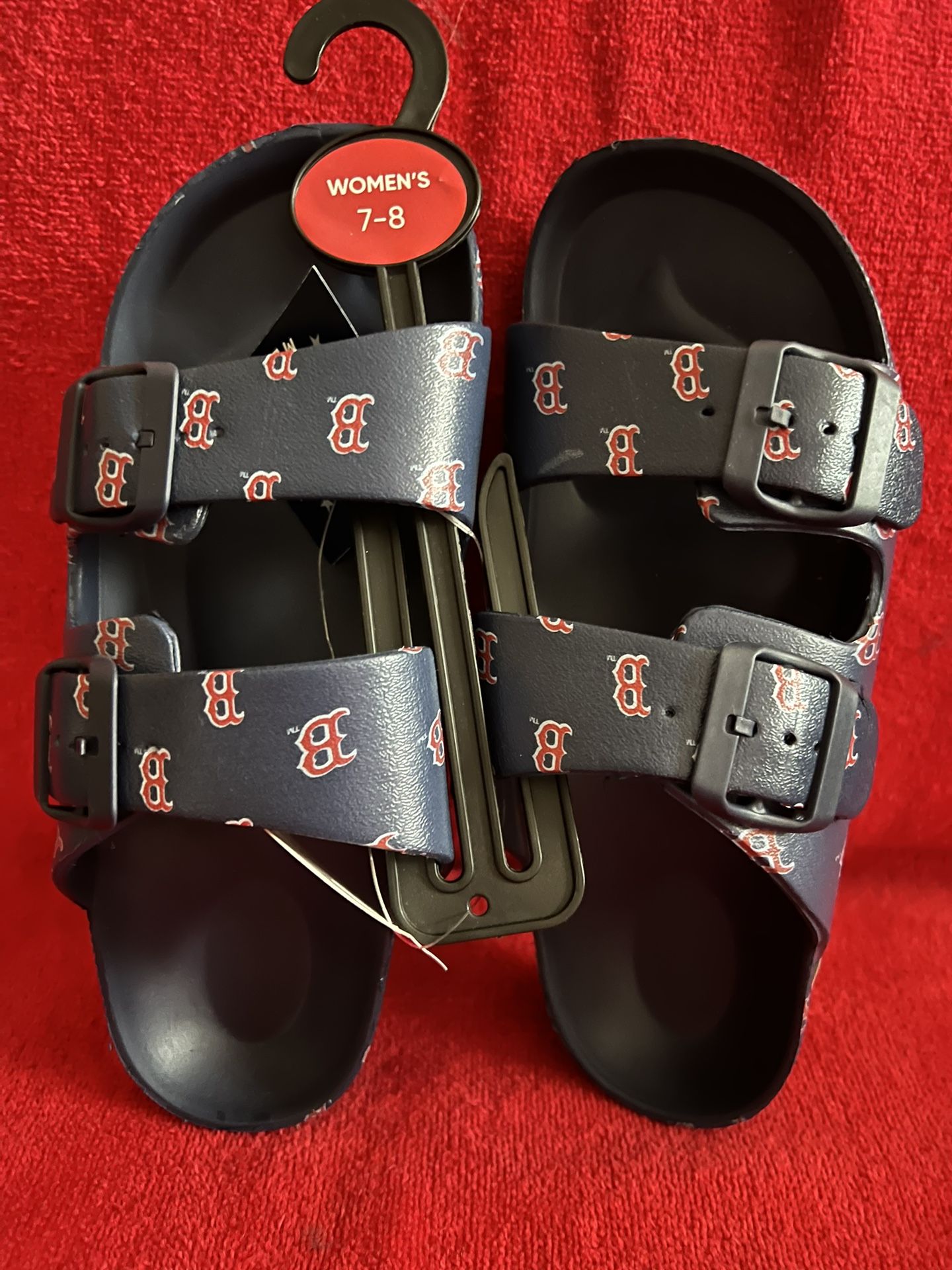 MLB Boston Red Sox Slip On Side Buckle Sandals Women’s 7-8