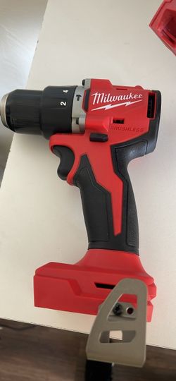 Milwaukee M18 Hammer Drill