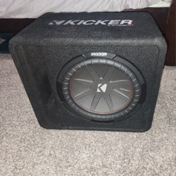 12" Kicker Comp R Sub
