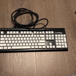 Hyperx Cherry Brown Like New-PBT Keycaps!