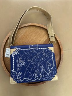 Universal Dungeons & Dragons Magic book Crossbody Bag