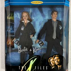 BARBIE & Ken 1998 Collector Ed The X Files Set Agent Scully & Mulder New In Box Mattel #19630