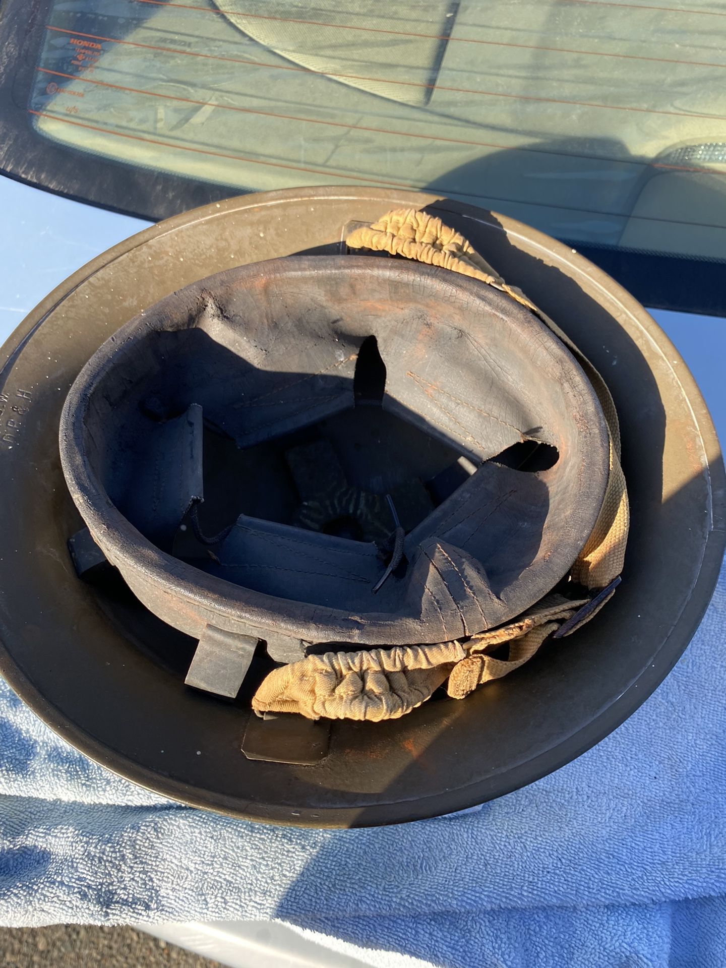1941 British/Canadian WW2 Helmit