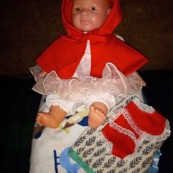 Really Cute Baby With Accessories Ppl