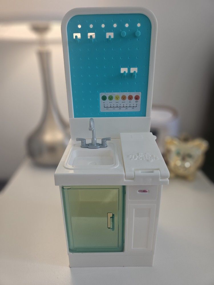 Mattel Barbie 2020 careers Fast Cast Clinic Playset Replacement sink Cupboard