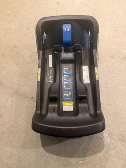 Nuna Pipa car seat base