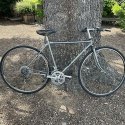 1984 Vintage Trek 620 Touring Bike - Small Frame - Upright Conversion - Silver Mist Body