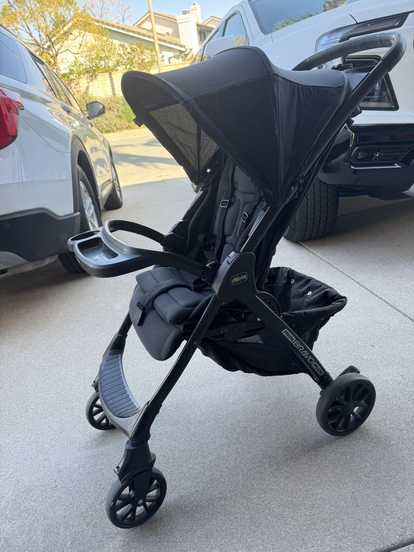 red wagon stroller Maroon UPPAbaby Minu V3 Jake SAPG::maxi-cosi-mara-xt-ultra-compact-stroller ~ Options::Essential Black our highest quality fabric Colour:Evelyn - Meadow Green | Graphite Frame | Chestnut Leather