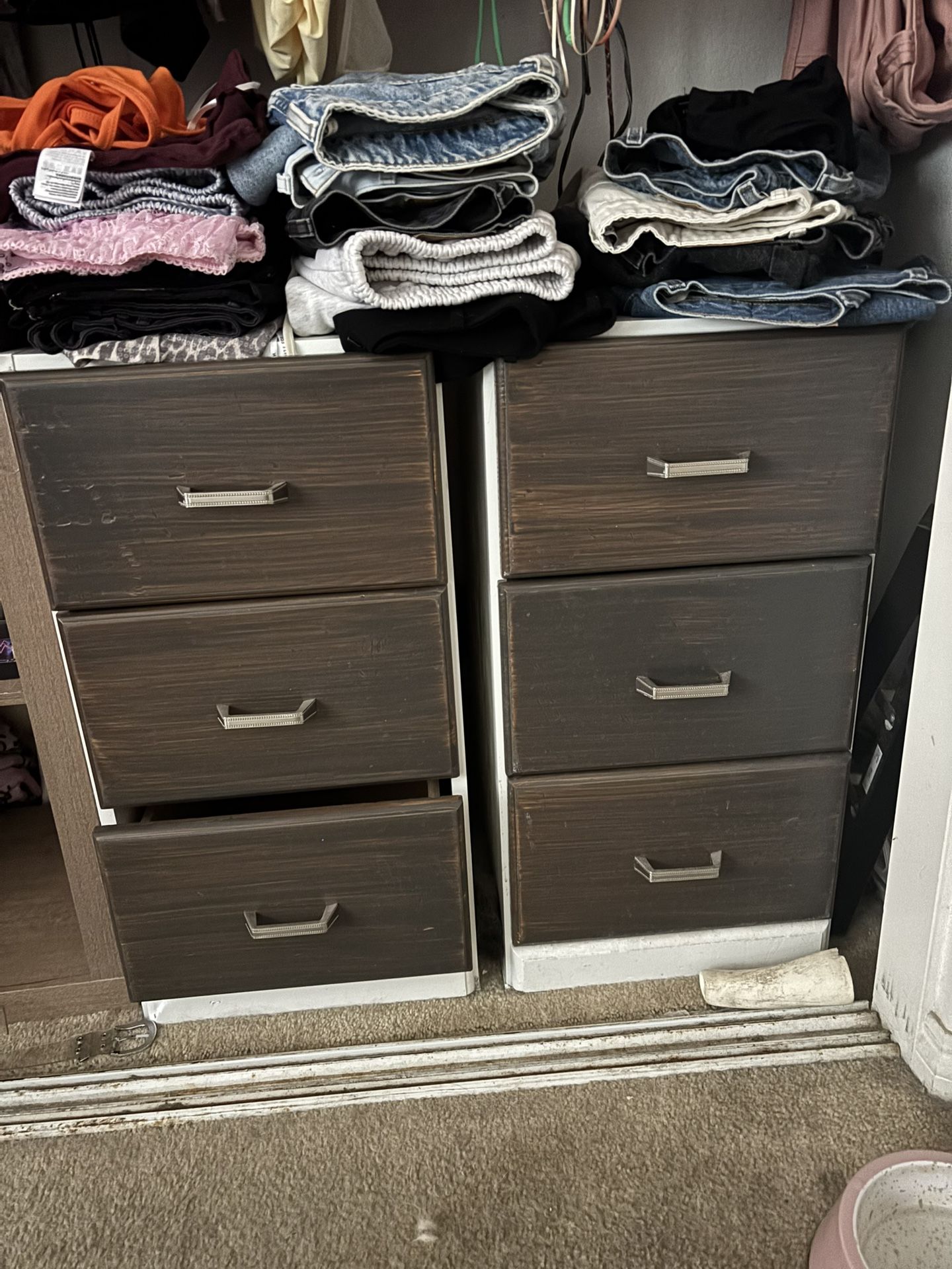 Drawers / dresser
