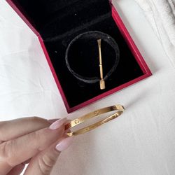 Cartier Love Bracelet in SMALL gold 