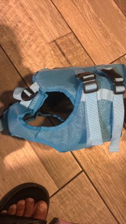 Dog life jacket