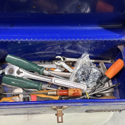 Small tool box full of tools, craftsman, SK, Drill index, Bostitch etc. SAE sockets 5/32” to 3/4”, metric 4.5mm to 13mm. Drill index