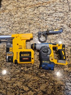 DeWalt 20V MAX XR Brushless 1" SDS Rotary Hammer + OSHA HEPA Dust Extractor