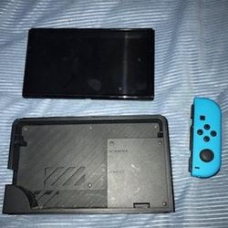 Nintendo Switch OLED Console w/ Box, Charger & Accessories – Blue Joy-Con (Read)