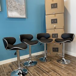 New 4 Black Bar Stools 