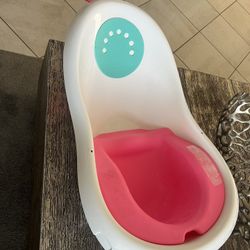 Bath Tub $20