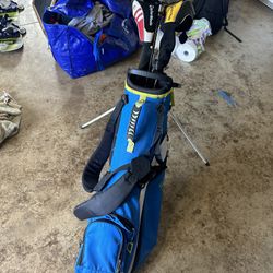 Used golf clubs. (Nike Iron set