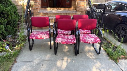 Free chairs 5 pieces free free