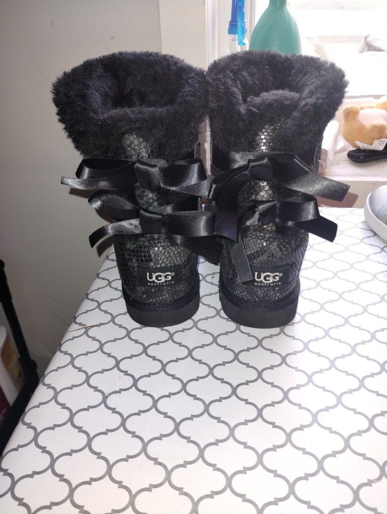 UGG Boots, Black, Size 7.