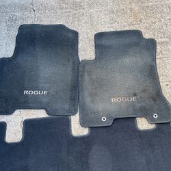 Nissan Roque Floor Mats