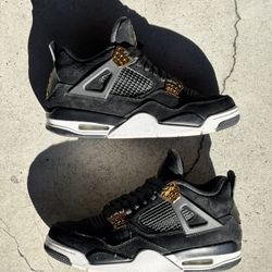 Jordan 4 ‘Royalty’