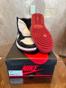 Jordan 1 Retro Black Toe (2016)