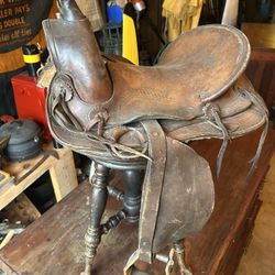Old Child Saddle 19 Inches Long 15 Inches Wide 