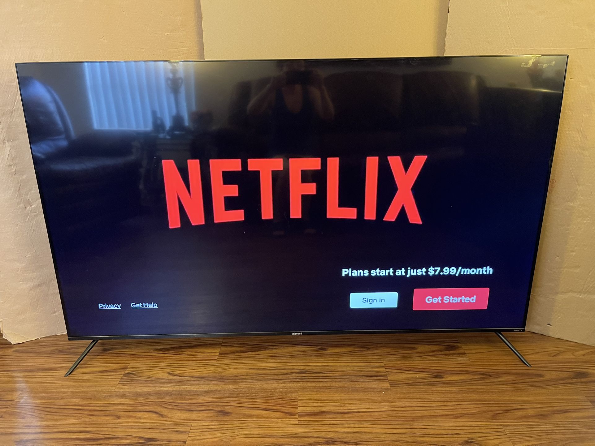 Element 75” Roku TV 4K UHD HDR With New Remote Control $280 Firm On Price