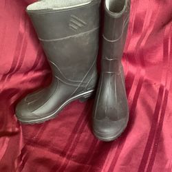 Size 1 Boys Rain Boots 