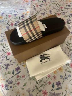 burberry slides